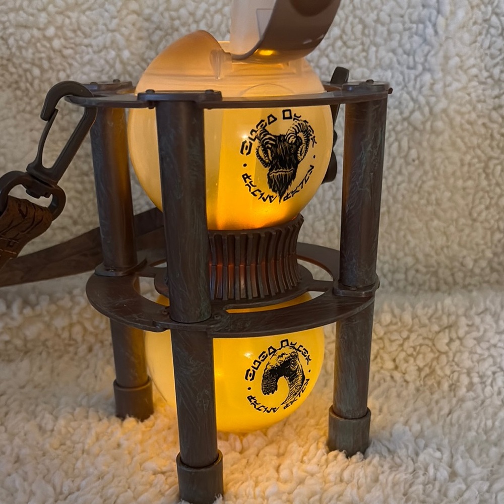 Star Wars Disney Parks Milk Sipper - Picture 5 of 6